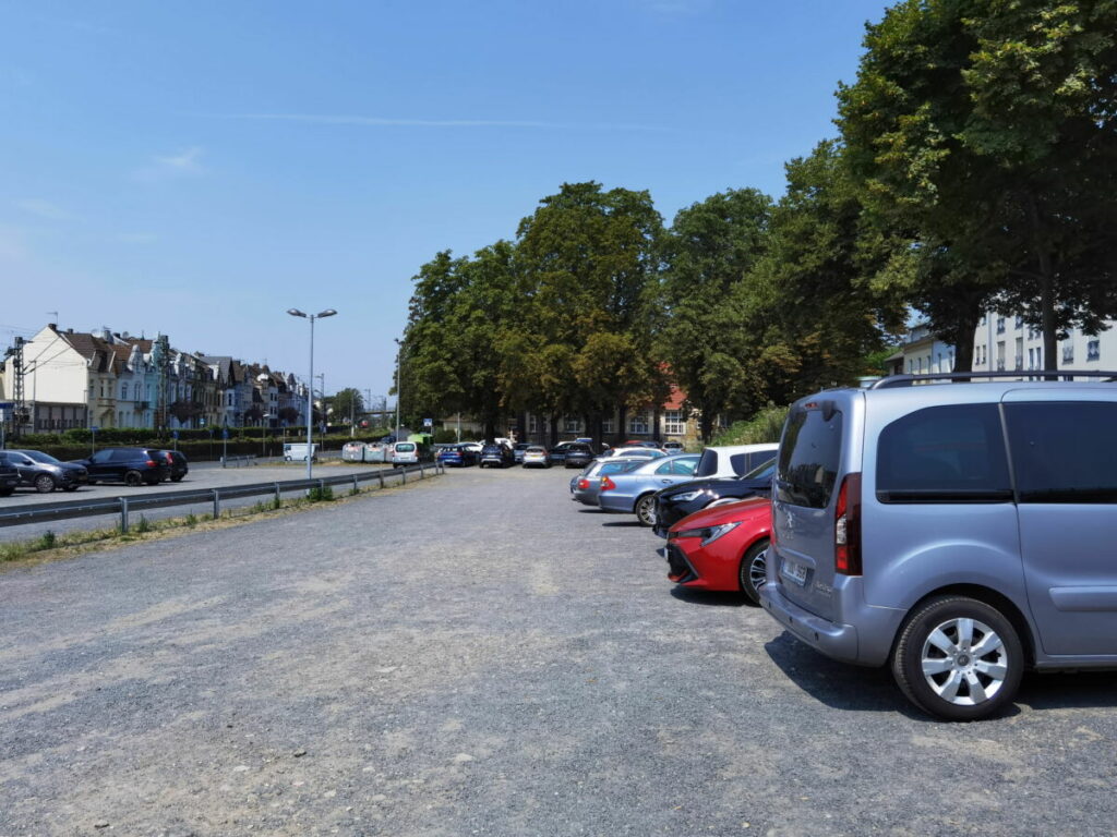Der Drachenfels Parkplatz Überblick - so findest du den besten Parkplatz & Wohnmobilstellplatz Königswinter