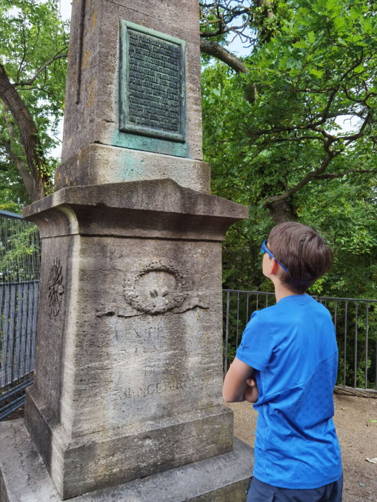 Burg Drachenfels mit Kindern